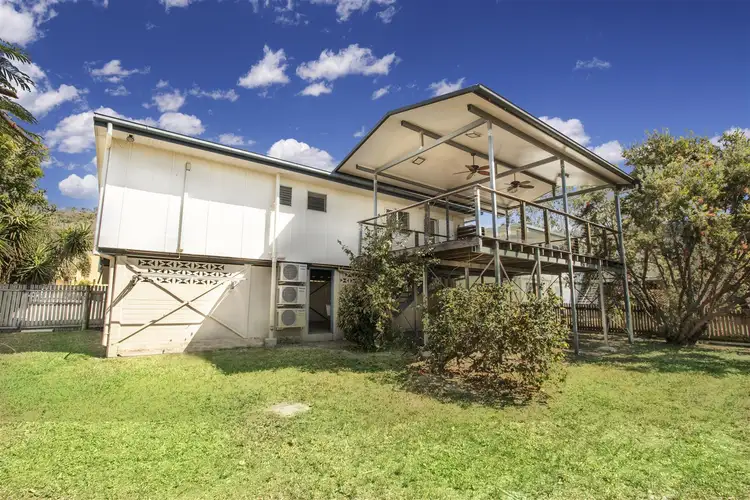 31 Payne Street, Mount Louisa QLD 4814