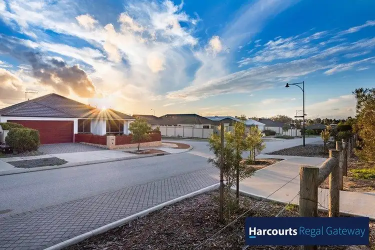 Seventh view of Homely house listing, 8 Burdekin Vista, Hammond Park WA 6164
