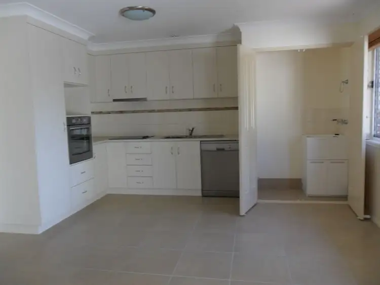 Third view of Homely unit listing, 2/22 Queen Street, Clifton QLD 4361