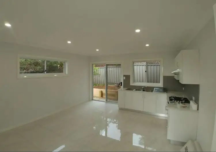 8a Cobbity Street, Seven Hills NSW 2147