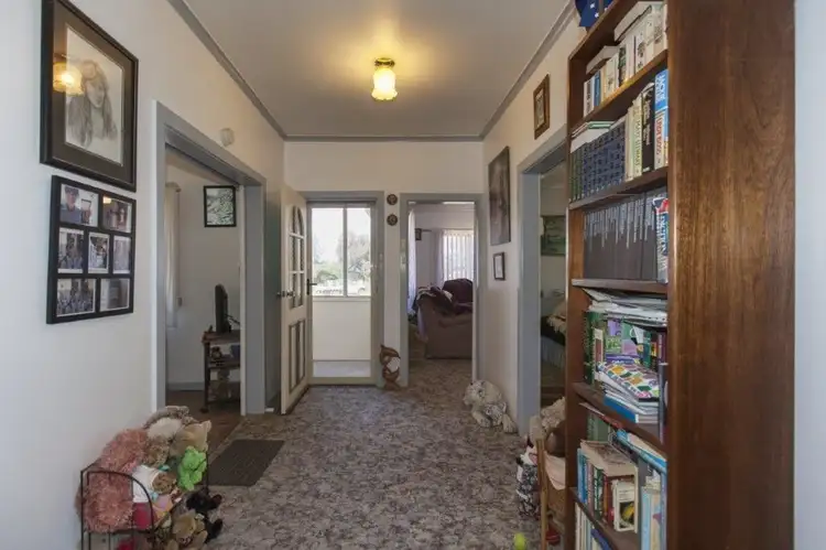 Fifth view of Homely house listing, 8 High Street West, Ararat VIC 3377