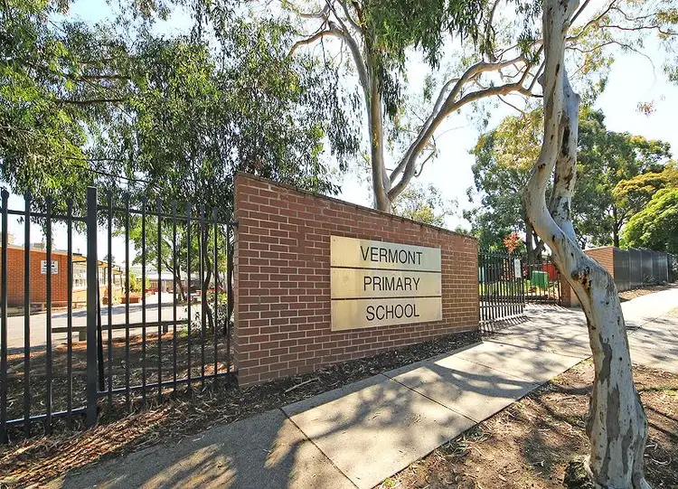 Second view of Homely townhouse listing, 4/11 View Road, Vermont VIC 3133