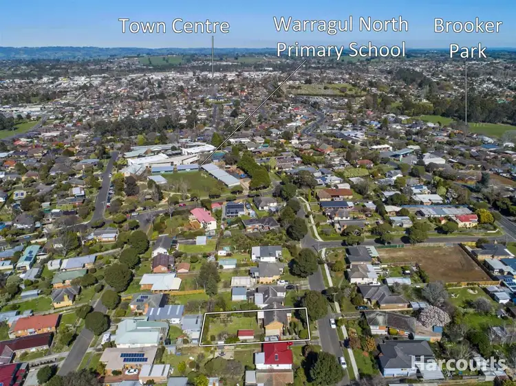 Second view of Homely house listing, 32 Princess Street, Warragul VIC 3820