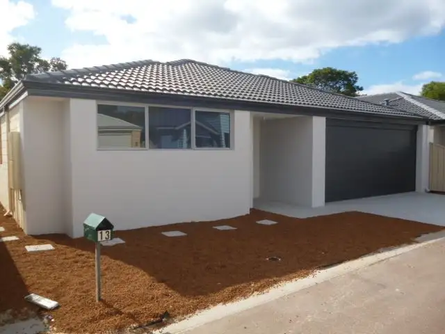 13 Chaytor View