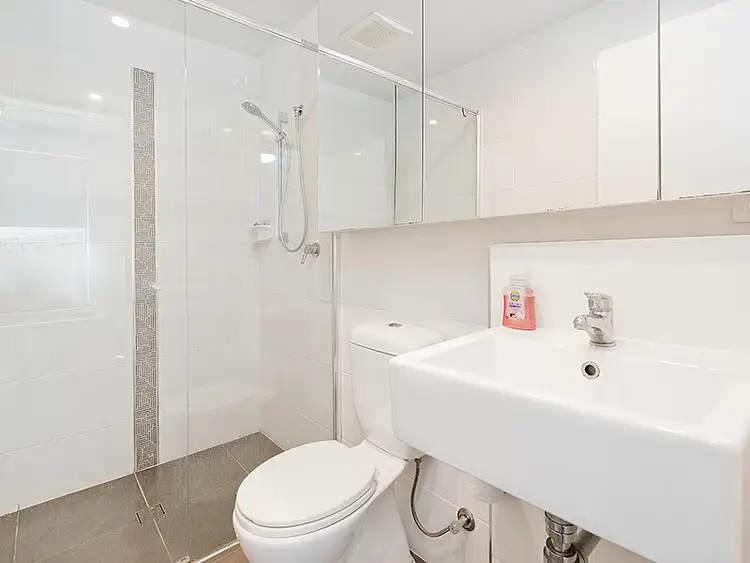 Fifth view of Homely unit listing, 2/17 Burnley Street, Newmarket QLD 4051