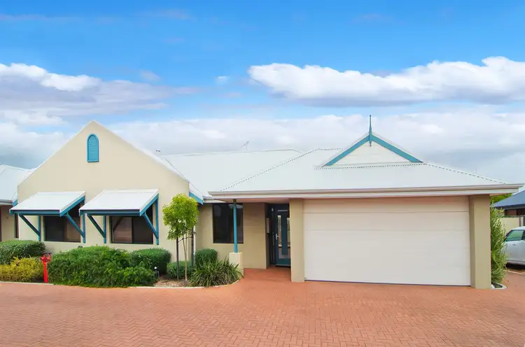 15/90 Seymour Street