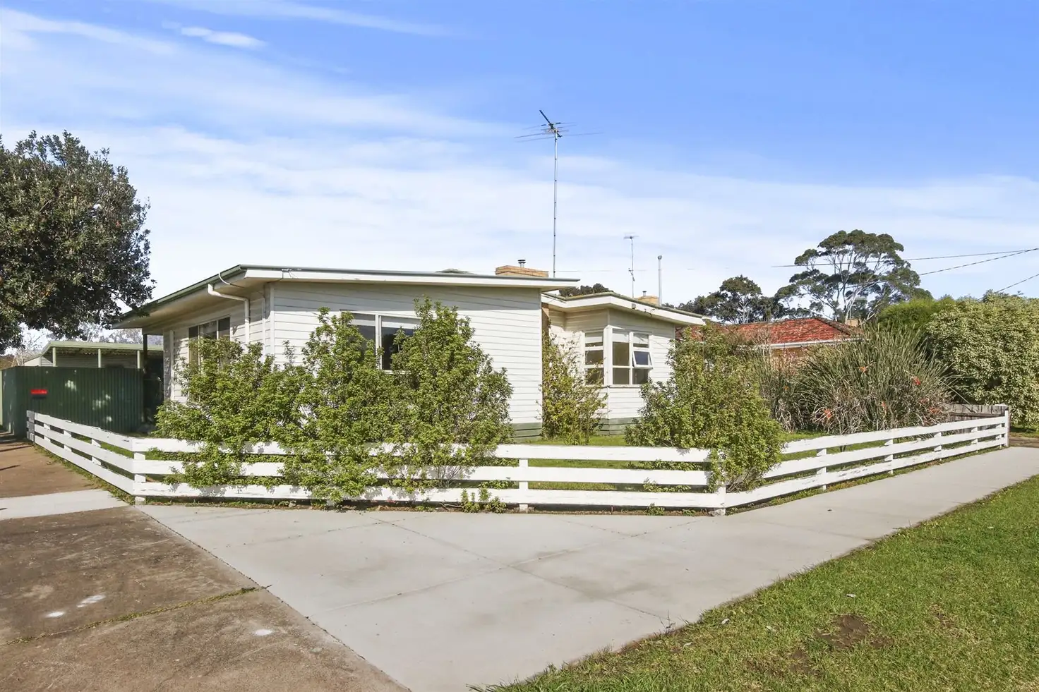 Main view of Homely house listing, 17 MacArthur Avenue, Hamlyn Heights VIC 3215