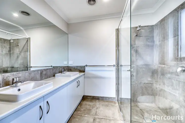 Sixth view of Homely house listing, 3 Saxon Road, Drouin VIC 3818