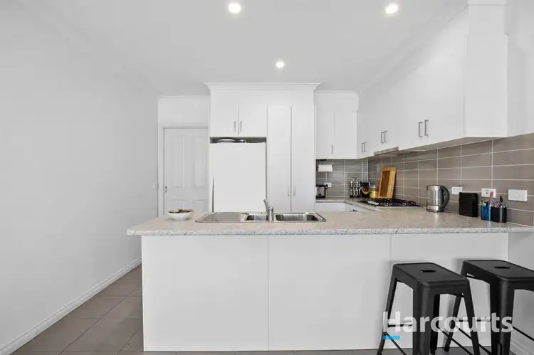 Fifth view of Homely townhouse listing, 1/6 Sainsbury Court, Mount Clear VIC 3350