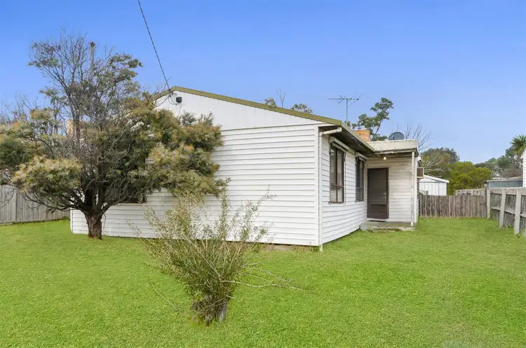 Main view of Homely house listing, 5 Ashbourne Street, Herne Hill VIC 3218