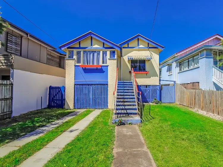 34 Earl Street, Greenslopes QLD 4120