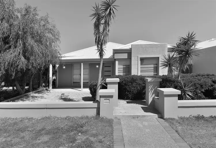 5 Pacifica Way, Dudley Park WA 6210