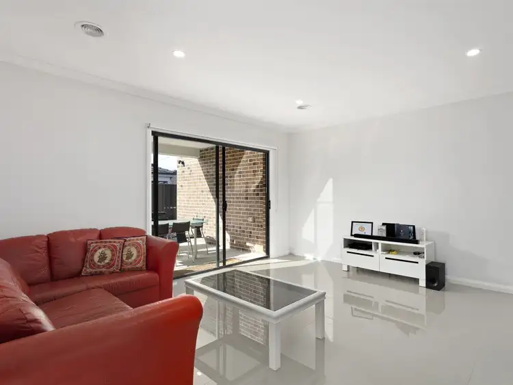 Fourth view of Homely unit listing, 2/21 Toyne Avenue, Hamlyn Heights VIC 3215