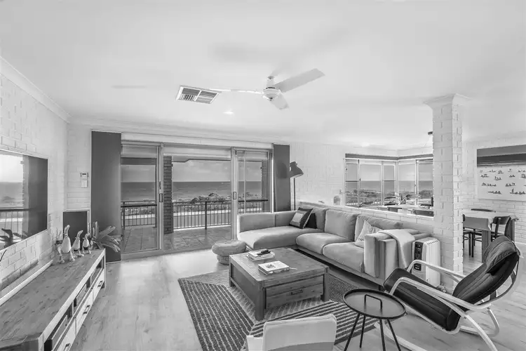 200 Ormsby Terrace, Silver Sands WA 6210