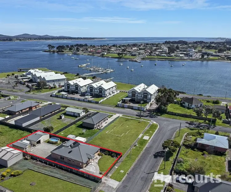 2 Burnett Street, George Town TAS 7253