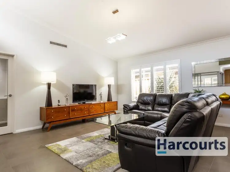 Second view of Homely house listing, 33 Prosperity Loop, Aubin Grove WA 6164