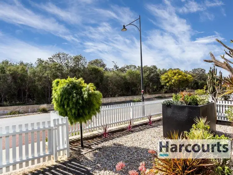 Sixth view of Homely house listing, 33 Prosperity Loop, Aubin Grove WA 6164