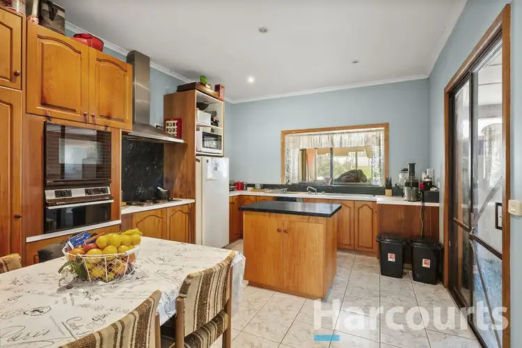 Fifth view of Homely house listing, 722 Geelong Road, Canadian VIC 3350