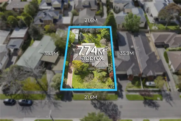 9 Coomleigh Avenue, Glen Waverley VIC 3150