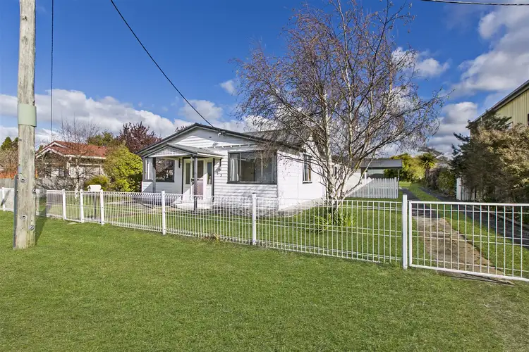 5 Beatty Street, Beauty Point TAS 7270
