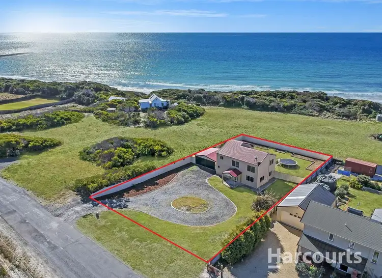 110 Bellbuoy Beach Road, Low Head TAS 7253