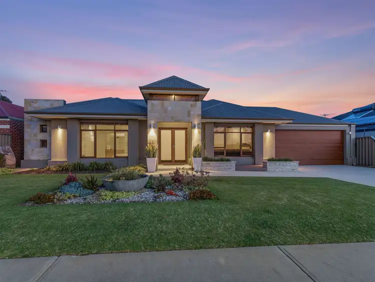 16 Tranquil Gardens, Atwell WA 6164