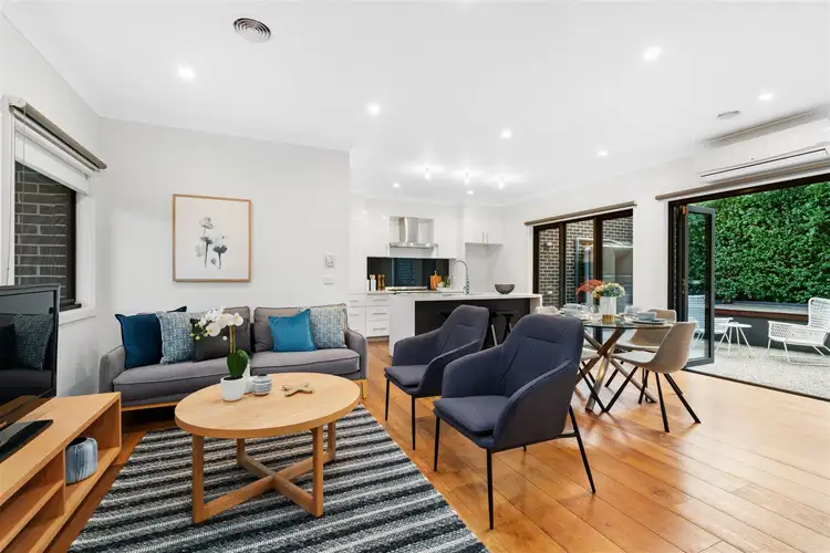 2/4 Islay Court, Mount Waverley VIC 3149