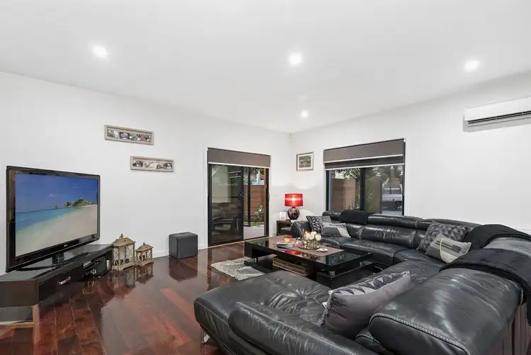 Sixth view of Homely house listing, 22 Kanooka Avenue, South Morang VIC 3752
