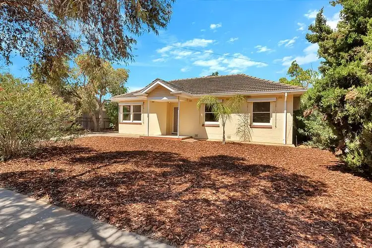 7 Pasteur Street, Elizabeth Vale SA 5112