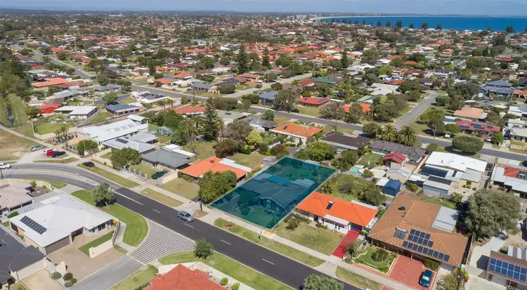119 Rae Road, Safety Bay WA 6169