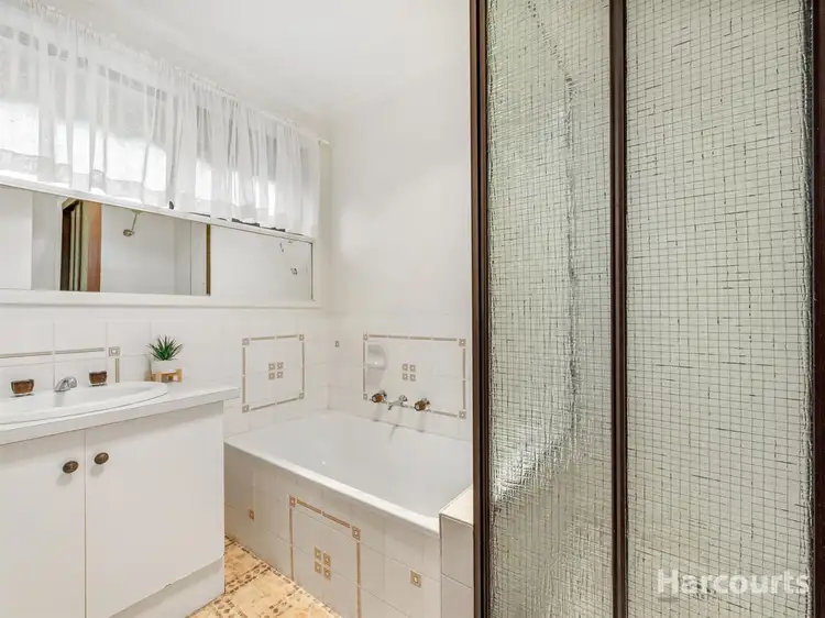 Sixth view of Homely unit listing, 2/9 Alexander Street, Cranbourne VIC 3977