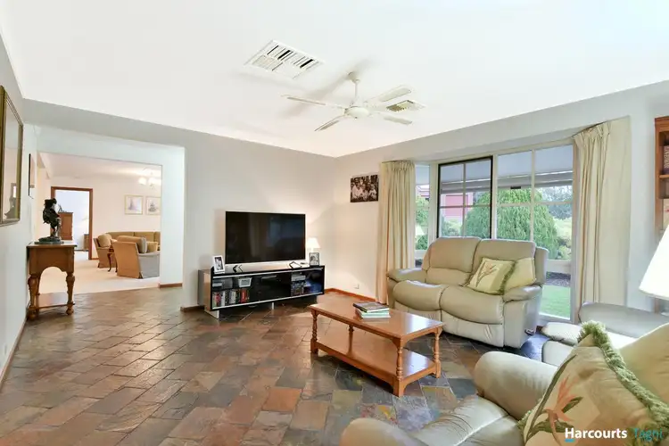 Sixth view of Homely house listing, 2 Rosella Close, Flagstaff Hill SA 5159