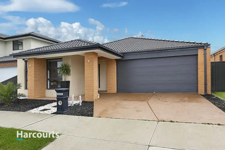 71 Eliburn Drive, Cranbourne East VIC 3977