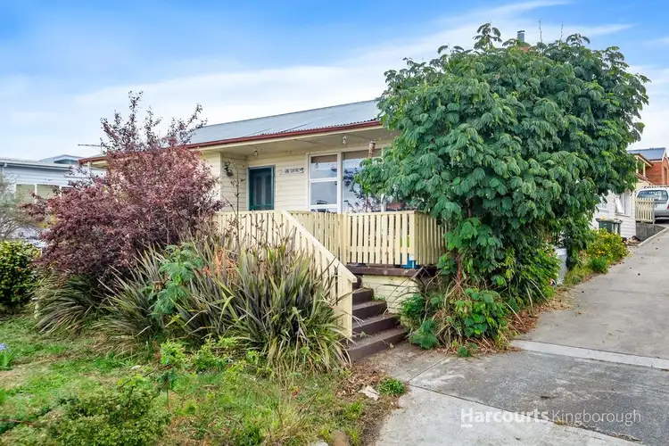 1/4 Freeman Street, Kingston TAS 7050