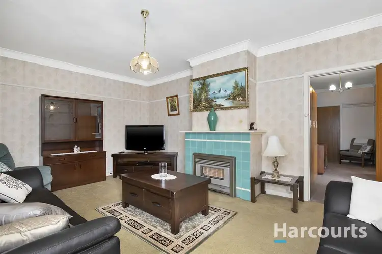 Third view of Homely house listing, 5 Linden Avenue, Wendouree VIC 3355