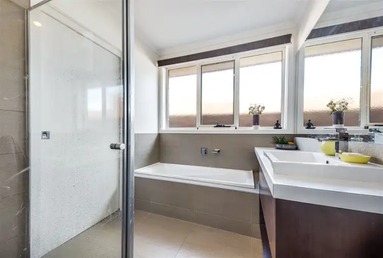 Fifth view of Homely unit listing, 2/29 Leila Crescent, Bell Post Hill VIC 3215