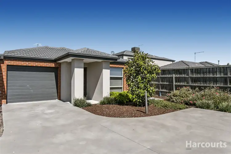 9 Hawkshead Place, Cranbourne North VIC 3977