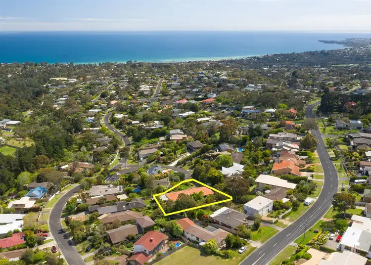 6 Oxford Court, Mount Martha VIC 3934