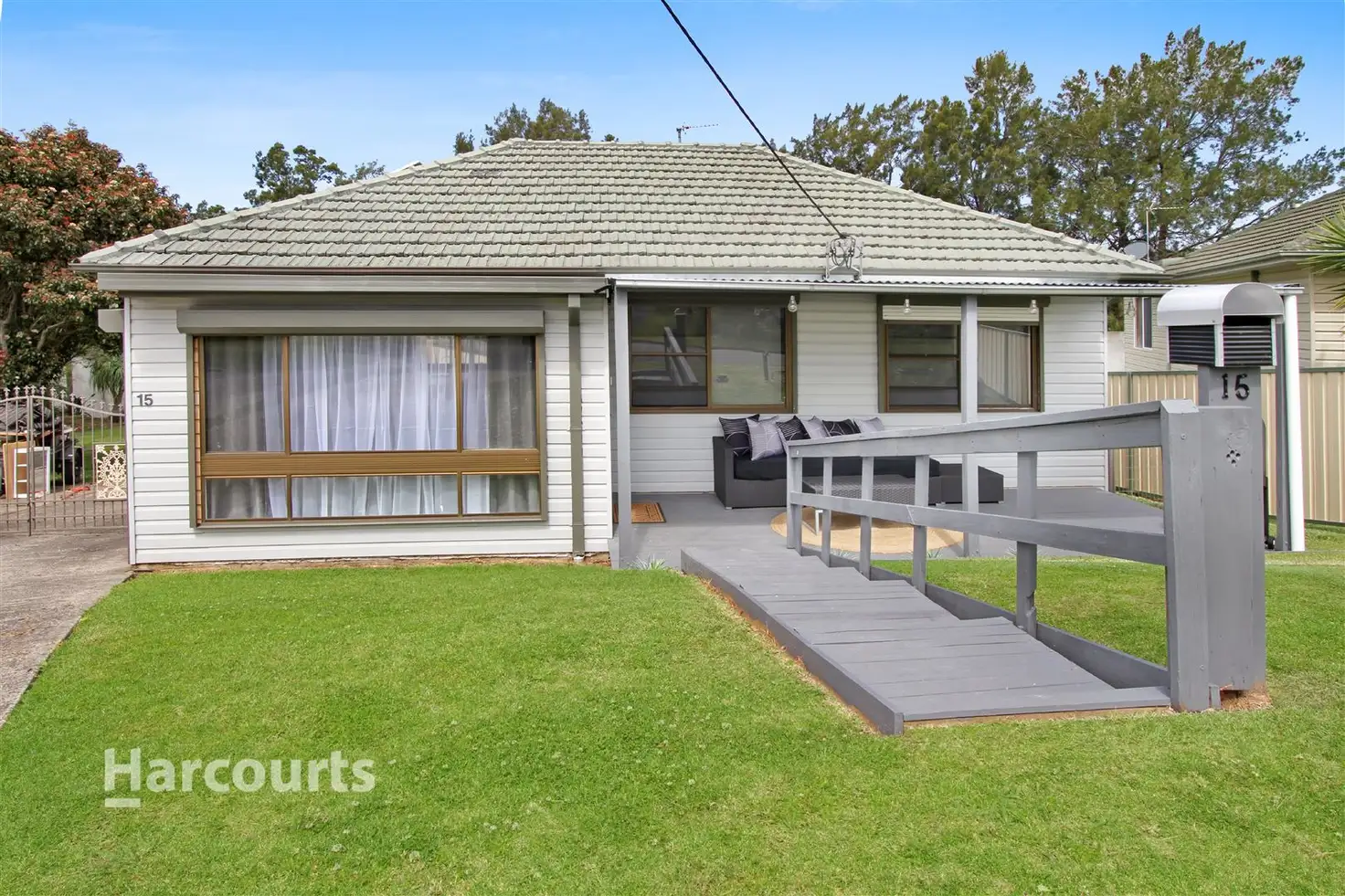 Main view of Homely house listing, 15 Gloucester Crescent, Dapto NSW 2530