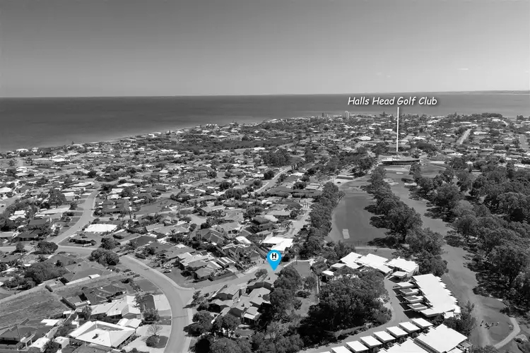 2/34-36 Oaklands Avenue, Halls Head WA 6210