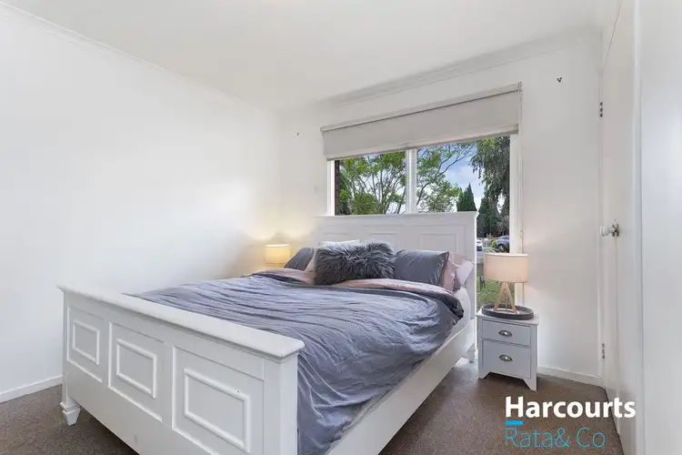 Sixth view of Homely house listing, 7 Canary Court, Mill Park VIC 3082