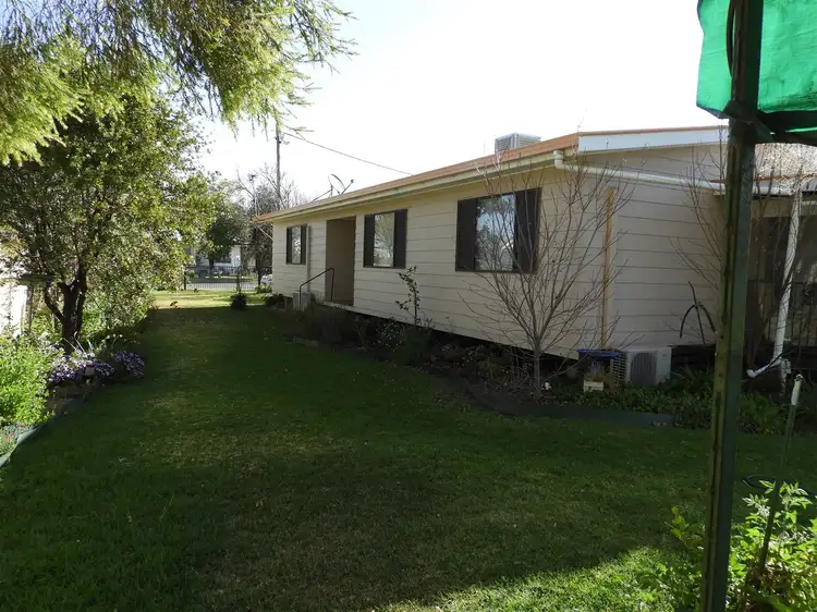 106 Thornton Ave, Warren NSW 2824