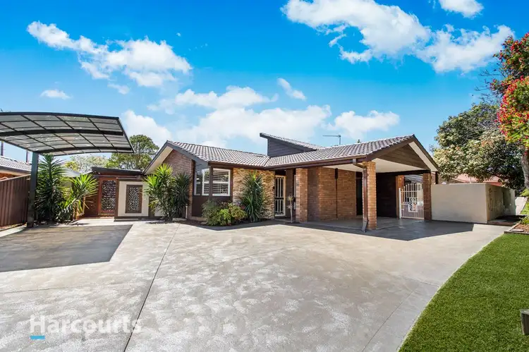 18 Jorgensen Avenue, St Clair NSW 2759