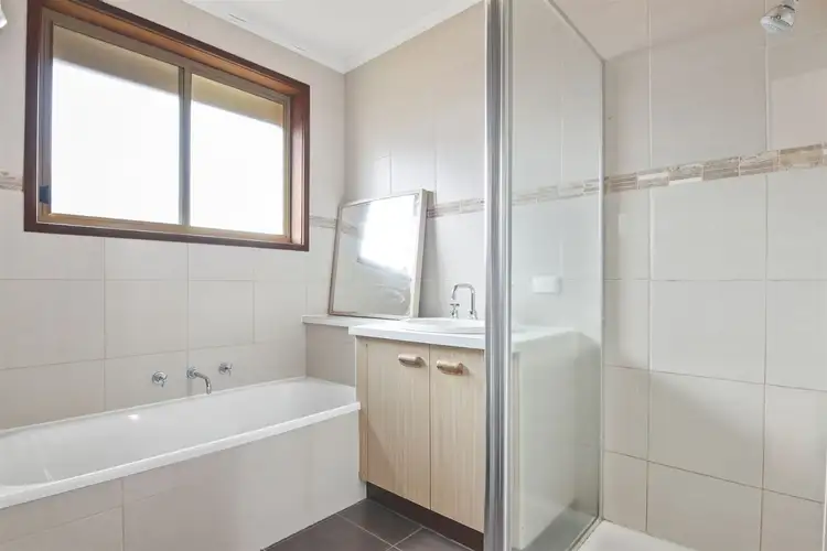 Sixth view of Homely unit listing, 2/174 Purnell Road, Corio VIC 3214