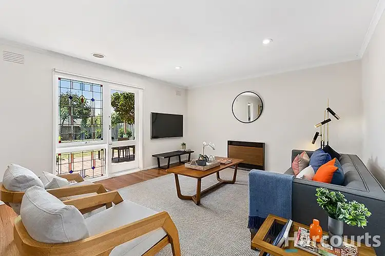879 Waverley Road, Glen Waverley VIC 3150