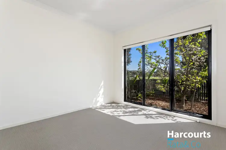 Seventh view of Homely townhouse listing, 24 Grenville Walk, Lalor VIC 3075
