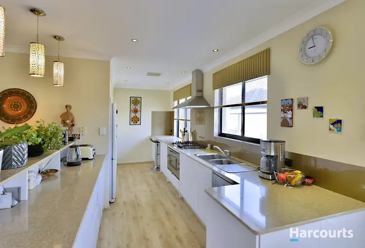 5 Eglinton Terrace, Dudley Park WA 6210