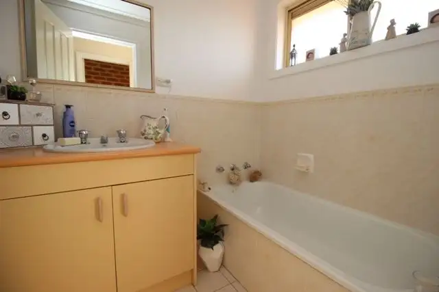 Sixth view of Homely unit listing, 1/133 Hurley Street, Cootamundra NSW 2590