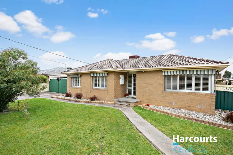 18 Pinetree Crescent, Lalor VIC 3075