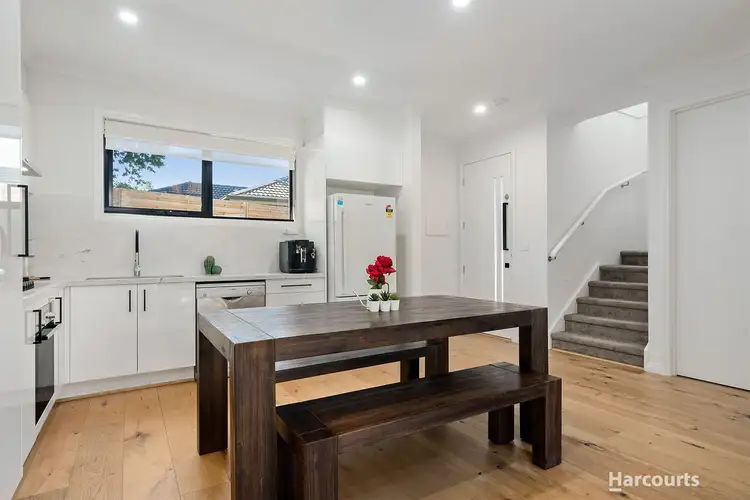 Fifth view of Homely townhouse listing, 2/17 Leonie Avenue, Mount Waverley VIC 3149